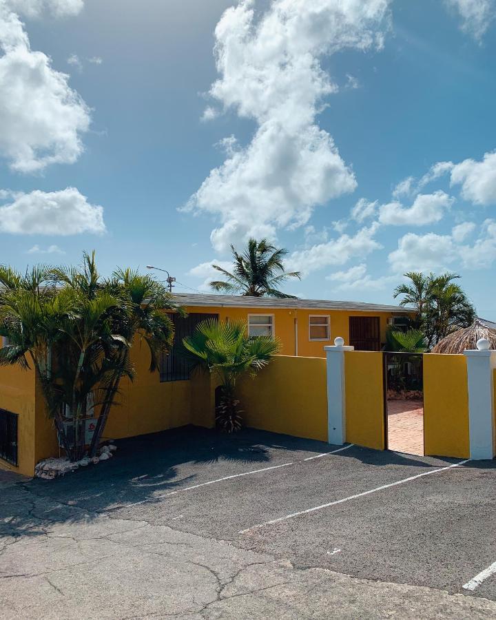 Casa di Caribe Apartment Willemstad Bagian luar foto