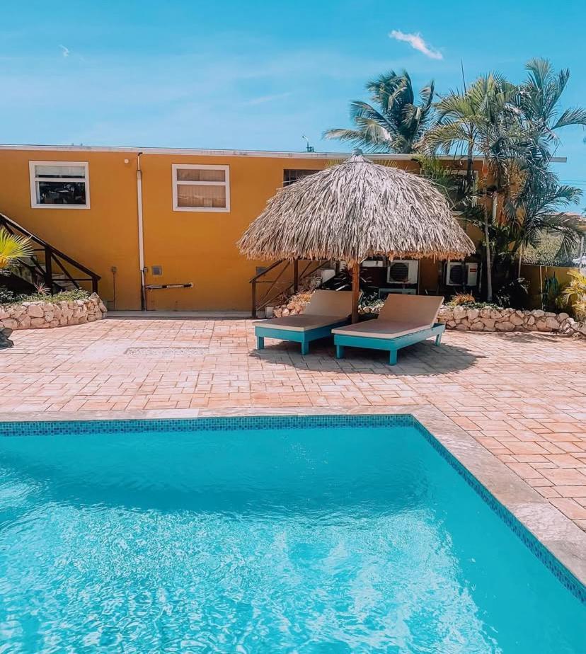 Casa di Caribe Apartment Willemstad Bagian luar foto